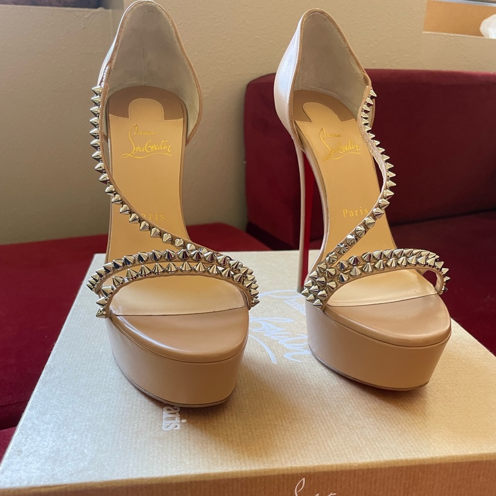 Christian Louboutin 39.5 brand new never worn. Originally $1495 selling $600 obo